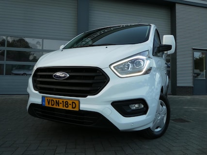 Ford-Transit Custom