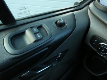 Ford-Transit Custom