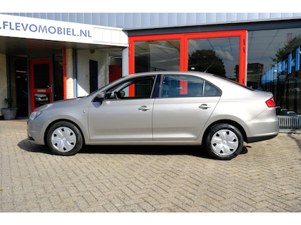 SEAT-Toledo