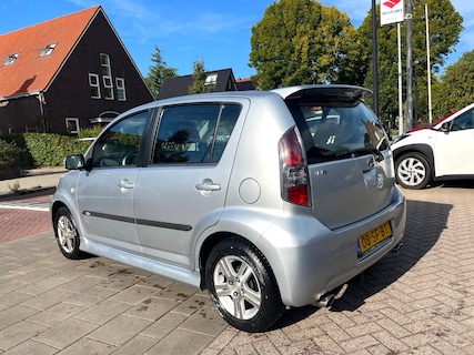 Daihatsu-Sirion