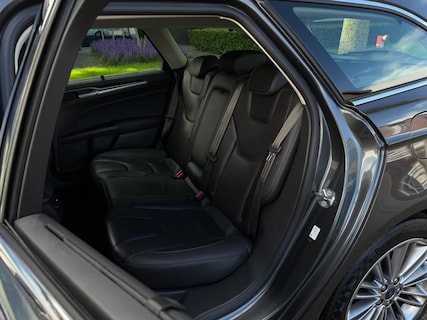 Ford-Mondeo