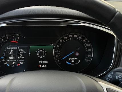Ford-Mondeo