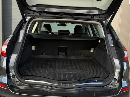 Ford-Mondeo