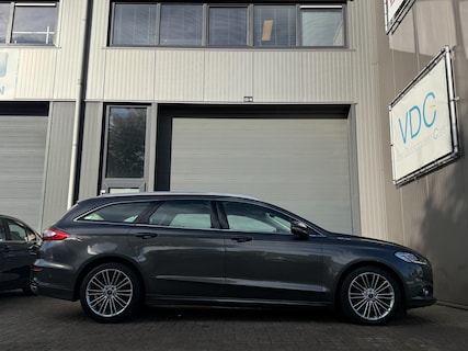 Ford-Mondeo