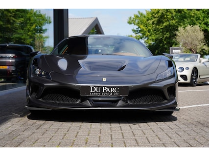Ferrari-F8 Tributo