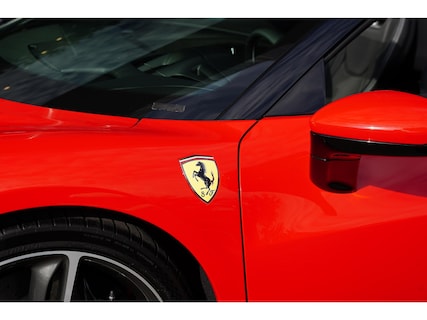 Ferrari-296 GTS