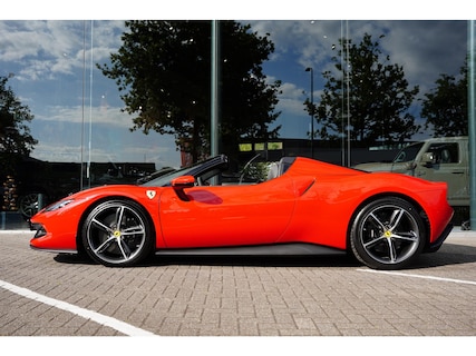 Ferrari-296 GTS