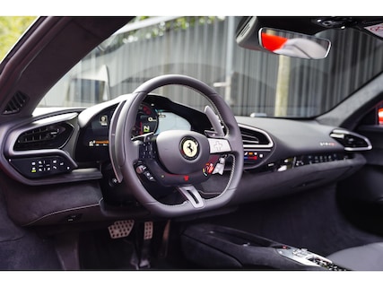 Ferrari-296 GTS