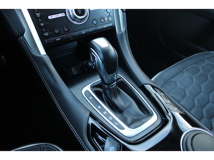 Ford-Mondeo