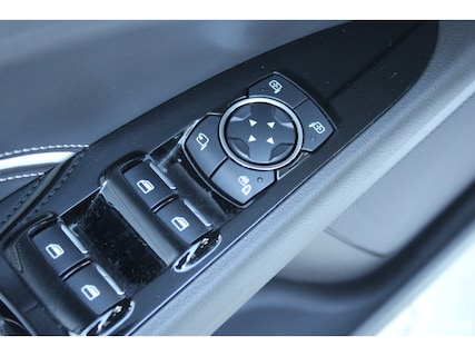 Ford-Mondeo