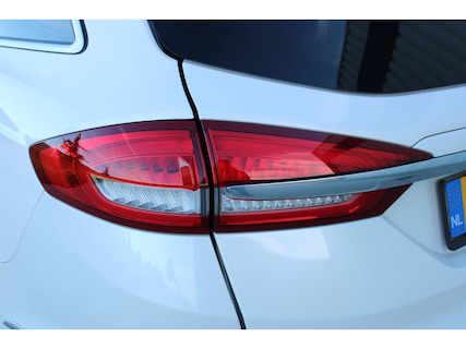 Ford-Mondeo