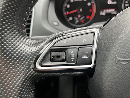 Audi-Q3