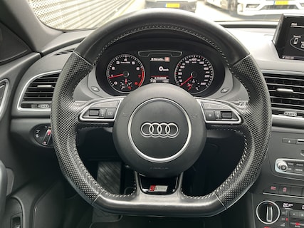 Audi-Q3