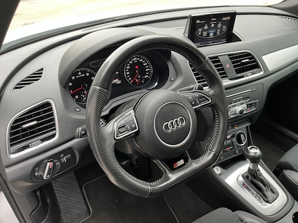 Audi-Q3