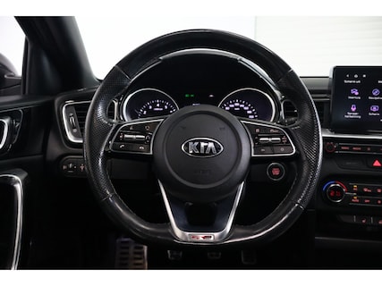 Kia-ProCeed