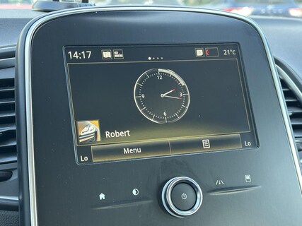 Renault-Scenic