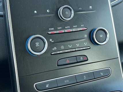 Renault-Scenic