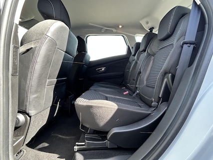 Renault-Scenic