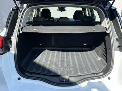 Renault-Scenic