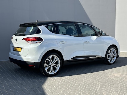 Renault-Scenic