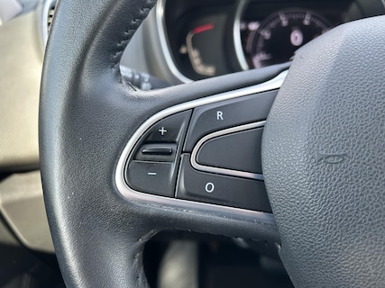 Renault-Scenic