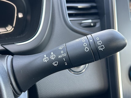 Renault-Scenic