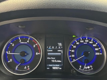 Toyota-Hilux