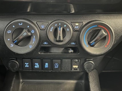 Toyota-Hilux