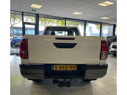 Toyota-Hilux
