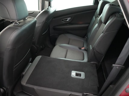 Renault-Scenic