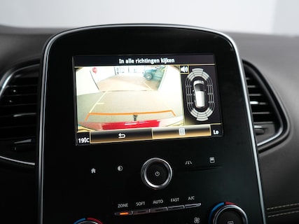 Renault-Scenic