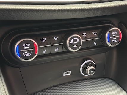 Alfa Romeo-Stelvio