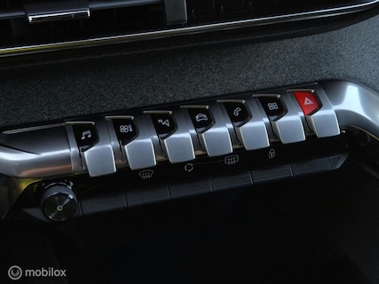 Peugeot-3008