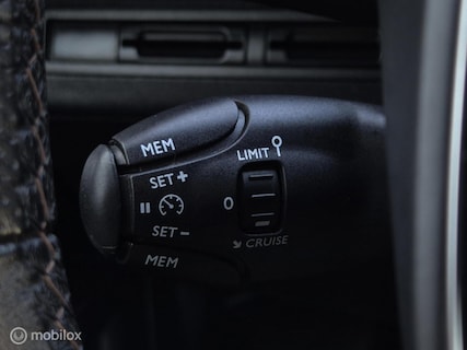 Peugeot-3008