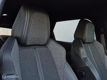 Peugeot-3008