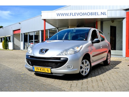 Peugeot-206+