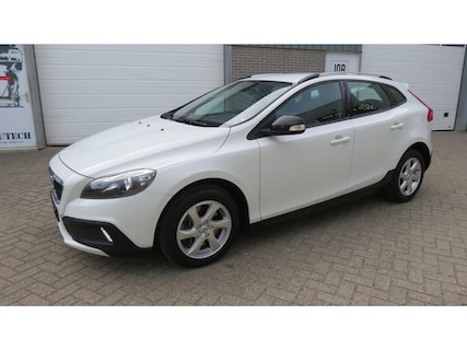 Volvo-V40 Cross Country