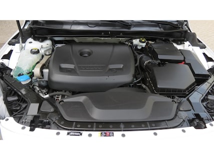 Volvo-V40 Cross Country