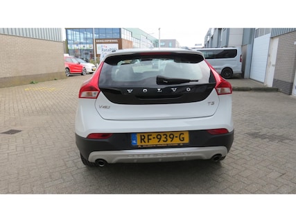 Volvo-V40 Cross Country