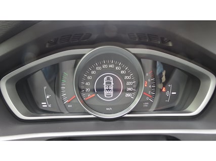 Volvo-V40 Cross Country