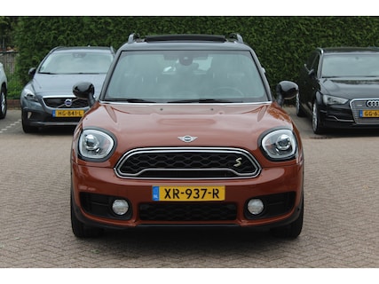 MINI-Countryman