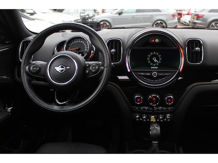 MINI-Countryman