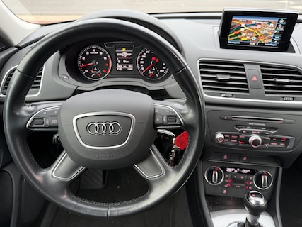 Audi-Q3