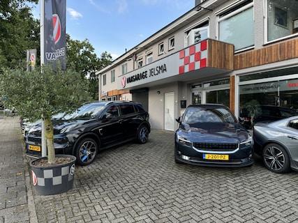 Audi-Q3