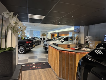 Audi-Q3