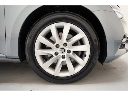 Skoda-Superb