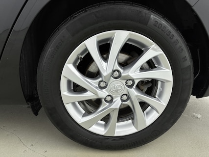 Toyota-Auris