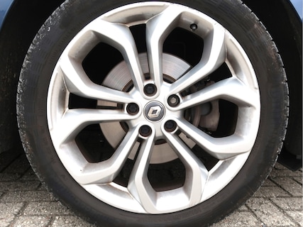 Renault-Scenic
