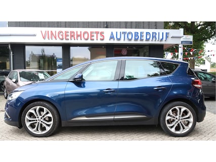 Renault-Scenic