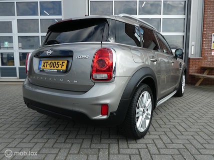 MINI-Countryman
